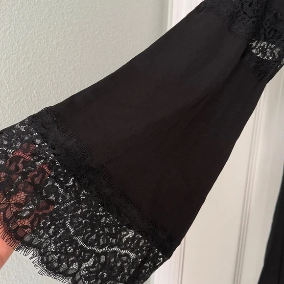 Mossimo Long Bell Sleeve w/ Lace Black Dress Size L/XL - Picture 4 of 12